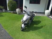 Yadea T5 2025 Motorbike