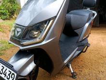 Yadea T5 2025 Motorbike