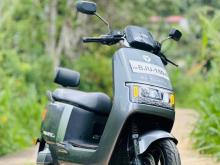 Yadea Epoc 2025 Motorbike