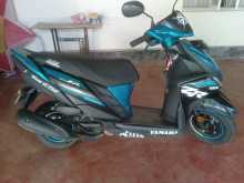 Yamaha ZR 2018 Motorbike