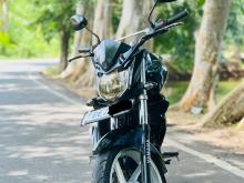 Yamaha FZ Version 2.0 2017 Motorbike
