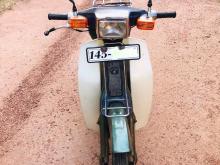 Yamaha Mate 1996 Motorbike