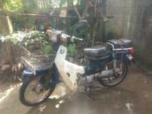 Yamaha 90 2005 Motorbike