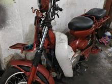Yamaha 90 2005 Motorbike