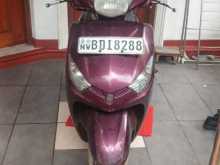 Yamaha Alpha 2013 Motorbike