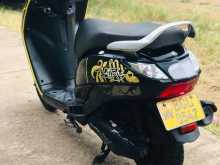 Yamaha Alpha 2015 Motorbike