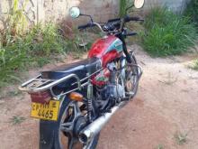 https://riyasewana.com/uploads/yamaha-cb-125-1064029423272.jpg