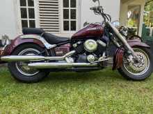 Yamaha Dragstar 2004 Motorbike