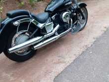 Yamaha Dragstar 2002 Motorbike