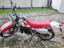 https://riyasewana.com/uploads/yamaha-dt-125-1318381222441.jpg