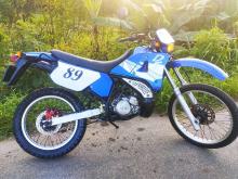 Yamaha DT125 R 2000 Motorbike