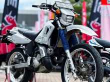 Yamaha DT 230 Lanza 2000 Motorbike