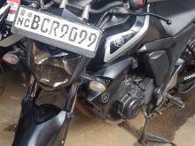 Yamaha FZ Version 2.0 2015 Motorbike