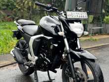 Yamaha Fazer 2015 Motorbike