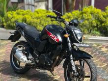 Yamaha FZ 2014 Motorbike
