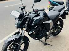 Yamaha FZ 2016 Motorbike