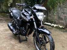 Yamaha FZ 2013 Motorbike