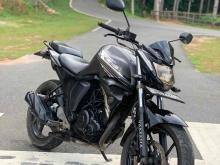 Yamaha Fz 2015 Motorbike