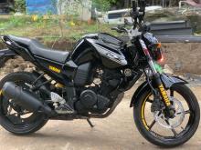 Yamaha FZ 2011 Motorbike