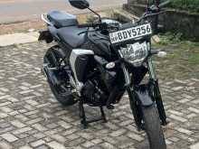 Yamaha Fz 2016 Motorbike