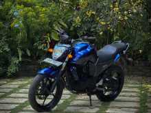Yamaha FZ 2015 Motorbike