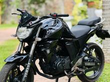 Yamaha FZ 2016 Motorbike