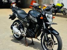 Yamaha FZ 2014 Motorbike