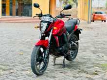 Yamaha FZ-16 V 1 2013 Motorbike