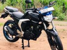 Yamaha FZ-16 Version 2.0 2017 Motorbike