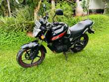 Yamaha FZ 16 -Version 2.0 2014 Motorbike