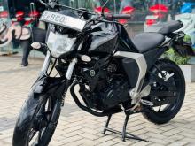 Yamaha FZ-16 Version 2.0 2015 Motorbike