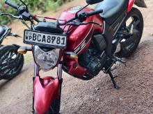 Yamaha FZ 2015 Motorbike