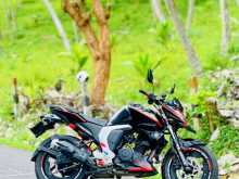 Yamaha FZ 2015 Motorbike