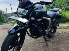 Yamaha Fz 2015 Motorbike