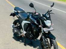 Yamaha FZ 2015 Motorbike