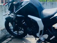 Yamaha FZ 2015 Motorbike