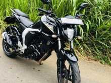 Yamaha Fz 2015 Motorbike