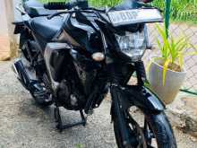 Yamaha FZ 2015 Motorbike