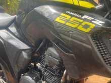 https://riyasewana.com/uploads/yamaha-fz-250-7755261476.jpg