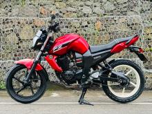Yamaha FZ 2015 Motorbike