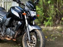 Yamaha FZ 2014 Motorbike