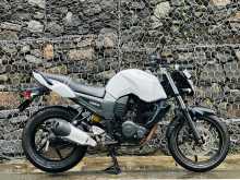 Yamaha Fz 2015 Motorbike