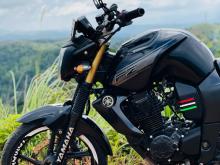 Yamaha FZ 2013 Motorbike