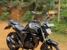 Yamaha FZ 2016 Motorbike