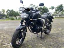 Yamaha FZ Version 2.0 2018 Motorbike