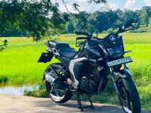 Yamaha FZ 2015 Motorbike