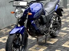 Yamaha FZ 2014 Motorbike