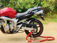 https://riyasewana.com/uploads/yamaha-fz-600-138541424924.jpg