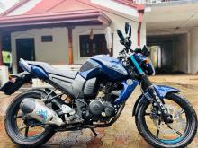 Yamaha FZ 2014 Motorbike