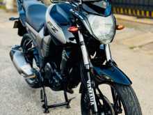 Yamaha FZ 2011 Motorbike